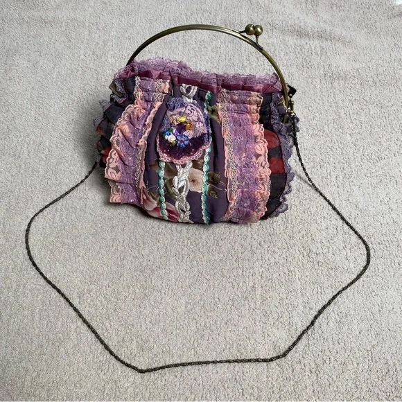 Estilo Collection Vintage Purple Floral Whimsigoth Lace Purse - Picture 1 of 9